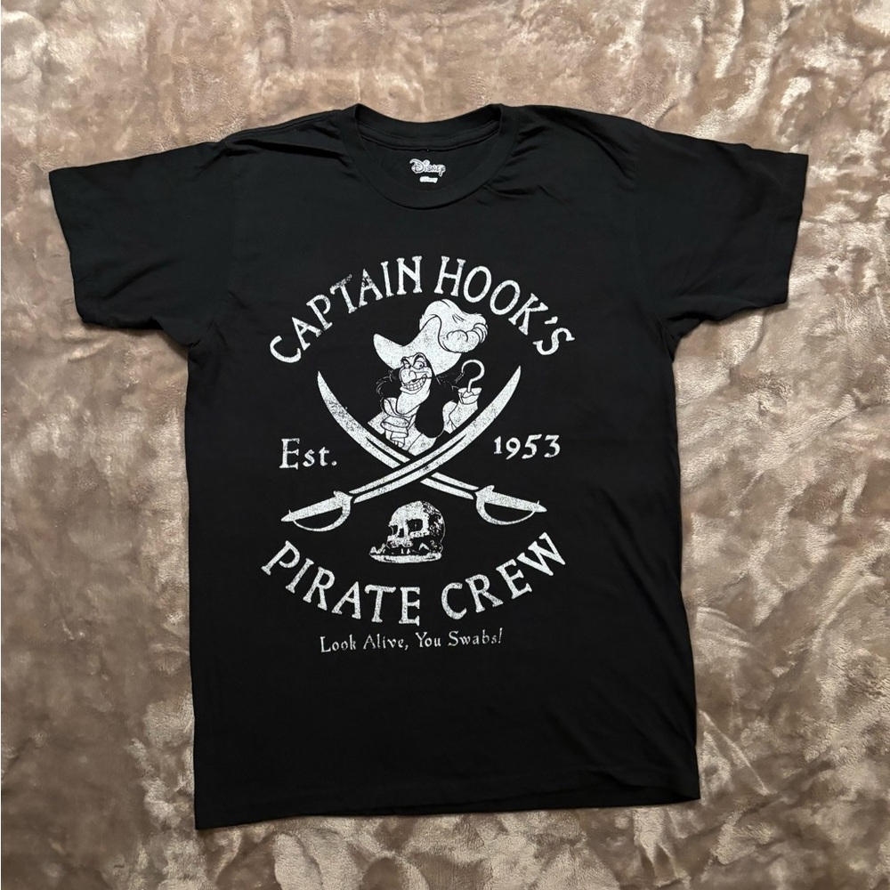Disney T-Shirt Men’s Size S Captain Hook's Pirate Crew Black Tee